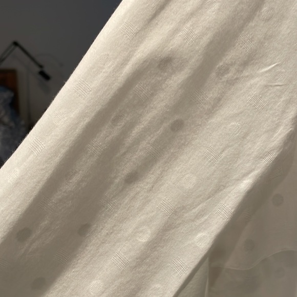 Tommy Hilfiger white  blouse. Classic fit. - Picture 2 of 6